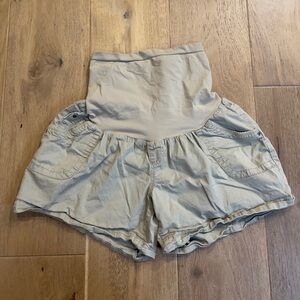 Motherhood maternity shorts with belly band in bright light brown tan size XL